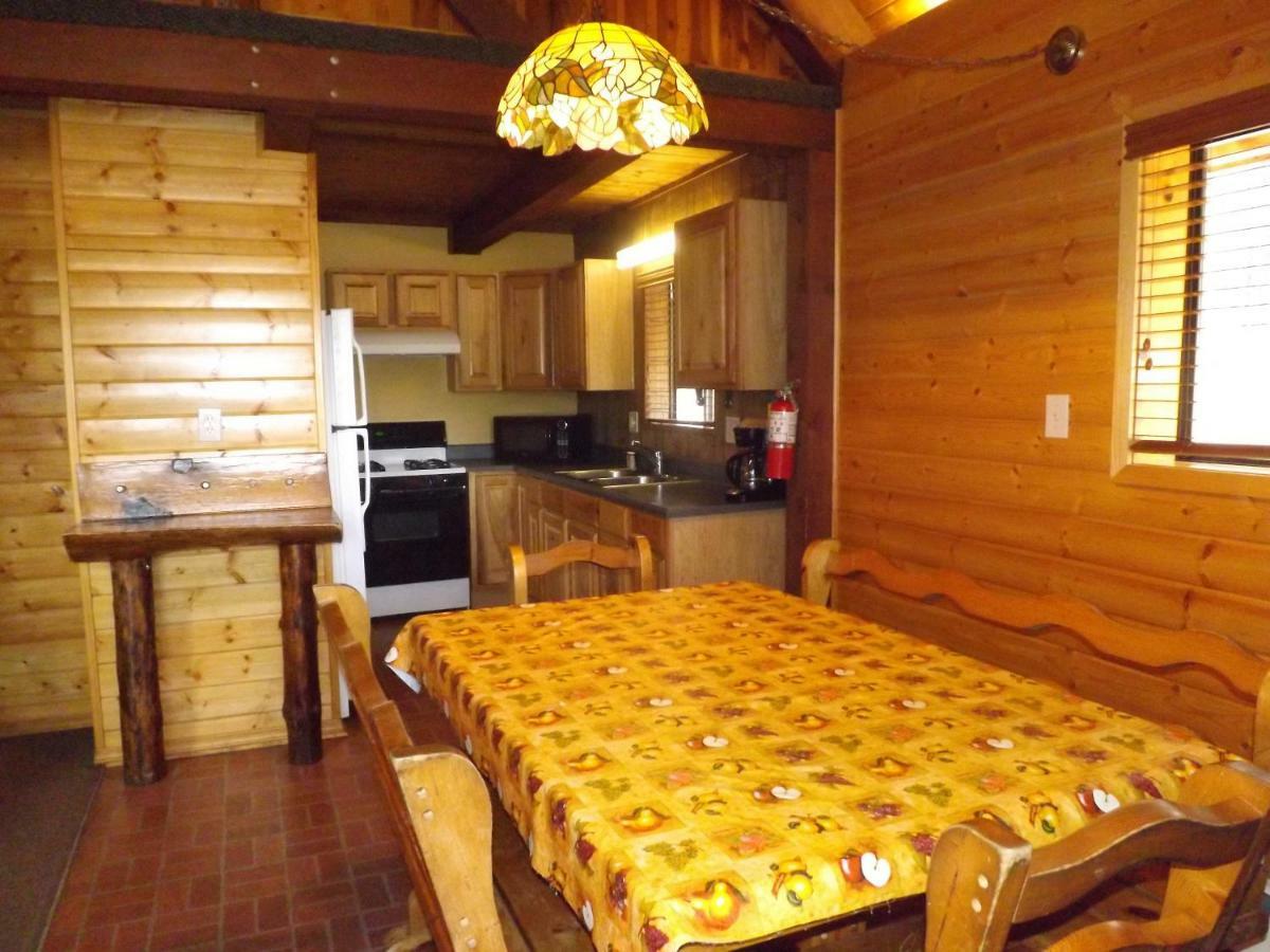 Arizona Mountain Inn & Cabins Flagstaff Exterior photo